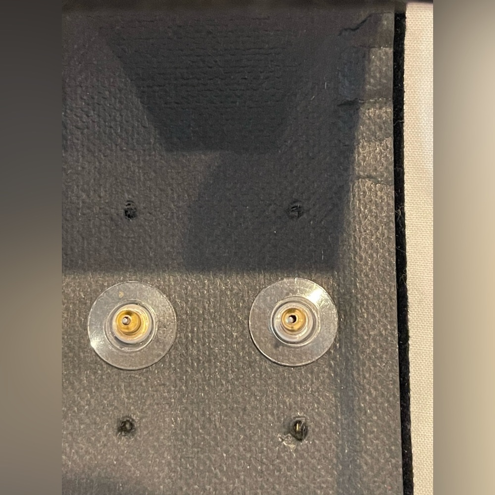 Gold and Diamond simulant Earrings. - Picture 7 of 7